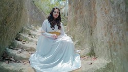 20 Tahun Vakum, Lussy Renata Comeback Luncurkan Lagu Baru