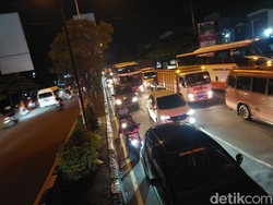 Arus Balik, Jalur Pantura hingga Nagreg Padat Malam Ini
