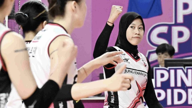 Red Sparks mampu menjaga peluang juara Liga Voli Korea 2024-2025 usai meraih kemenangan di game ketiga atas Pink Spiders, Jumat (4/4).