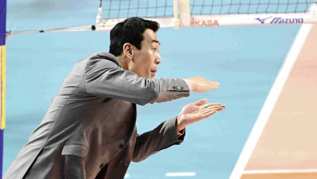 Pelatih Red Sparks Ko Hee Jin memuji perjuangan luar biasa Megawati Hangestri dkk saat mengalahkan Pink Spiders pada game ketiga final Liga Voli Korea.