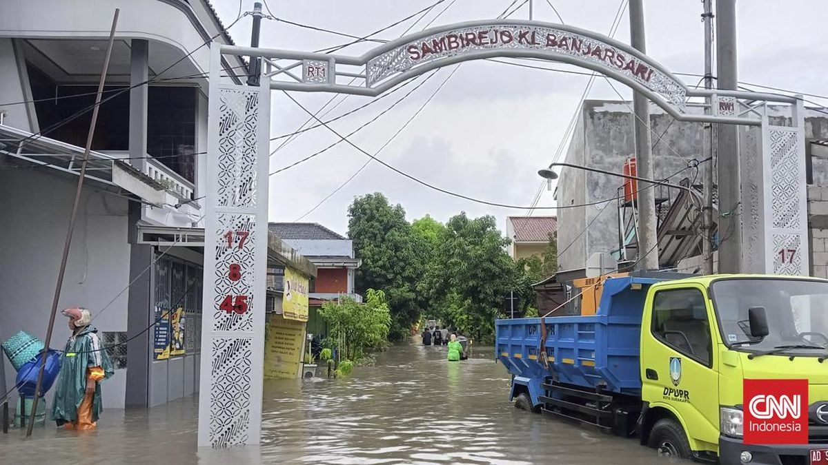 Walkot Solo Janji Atasi Banjir di Sekitar Simpang Joglo