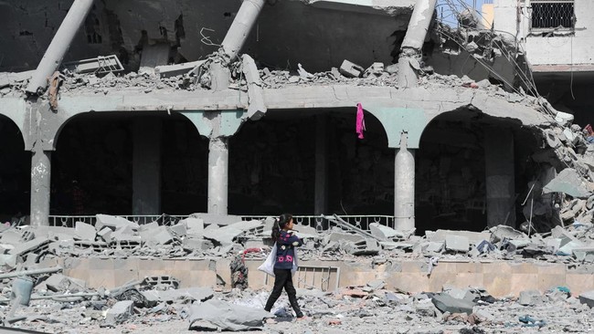 2 Tahun Genosida Israel, 13 Perpustakaan Gaza Hancur-Buku Musnah Dua tahun agresi brutal Israel di Jalur Gaza menyebabkan belasan perpustakaan hancur dan memusnahkan ribuan buku.
