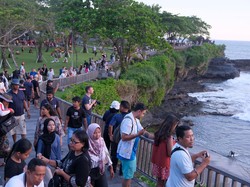 Pariwisata dan Tantangan Pseudotourism