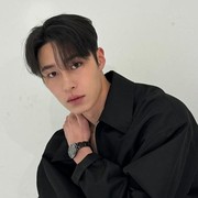 8 Potret Menawan Lee Jae Wook, Aktor Korea yang Pernah Kerja Part-Time di Berbagai Bidang Sebelum Debut