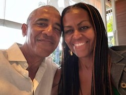 Michelle Obama Bongkar Jumlah Kartu Natal Keluarga Obama, Angkanya Bikin Kaget