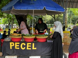 Pedagang di Ragunan Bersyukur Raup Cuan Lebih di Masa Libur Lebaran
