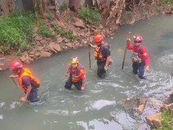 2 Hari Hilang, Bocah Terseret Arus Kali di Tangsel Ditemukan Meninggal
