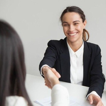 Besok Ada Interview Kerja? Terapkan 7 Cara Ini agar Bisa Taklukkan Pertanyaan HRD