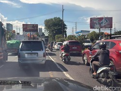 Arus Balik Lebaran, Aloha hingga Bundaran Waru Macet Parah