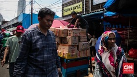 FOTO: Pasar Tradisional Kembali Ramai Usai Libur Lebaran