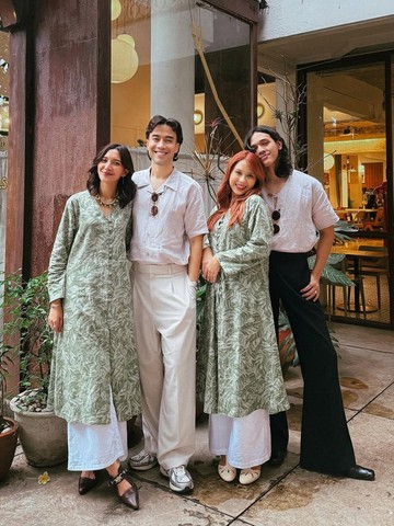 8 Potret Artis Indonesia Mudik Lebaran di Kampung Halaman, Hangat dan Seru!