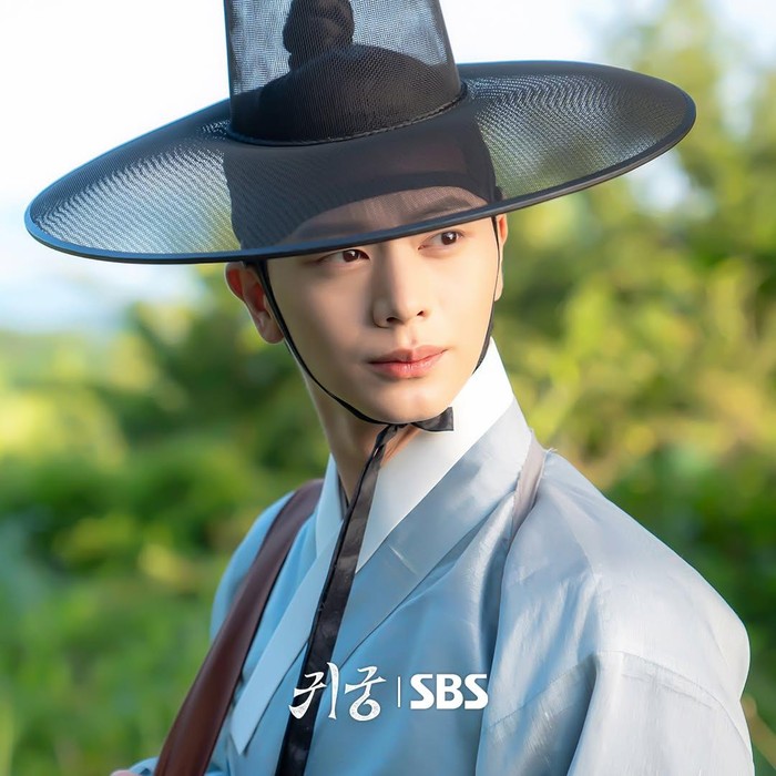 Yook Sung Jae di drama The Haunted Palace/foto: instagram.com/SBS