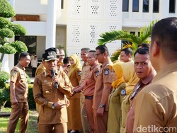 Bupati Bone Kembali Berhentikan 3 ASN gegara Terlibat Narkoba-Korupsi
