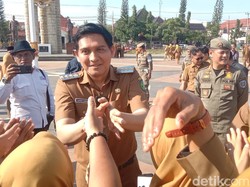 Oleh-oleh dari Jepang yang Mau Diwujudkan Lucky Hakim di Indramayu