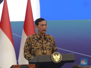 Luhut: Thailand-Kamboja Perang, RI Malah Asyik Ribut Sendiri Luhut: Thailand-Kamboja Perang, RI Malah Asyik Ribut Sendiri