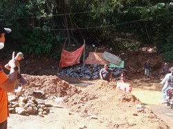 Bikin Tebing Longsor, Pembangunan Vila di Bukit Pelangi Bogor Disegel!