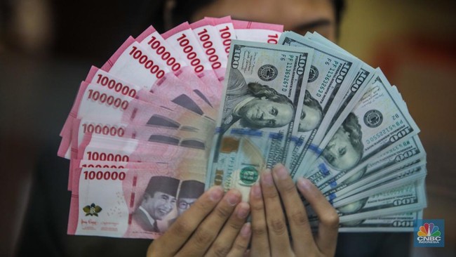 Breaking News! Nilai Tukar Rupiah Tembus Rp 17.400/US$