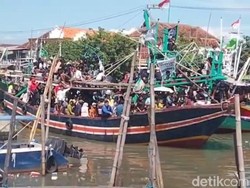 Tradisi Warga Pasuruan Rayakan Lebaran Ketupat dengan Praonan