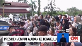 VIDEO: Presiden Jemput Ajudan ke Bengkulu