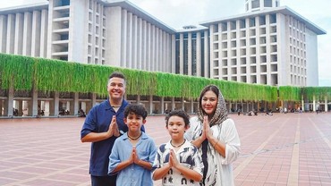 Ulang Tahun, Sissy Prescillia Nangis Diajak Rifat Sungkar Keliling Masjid Istiqlal