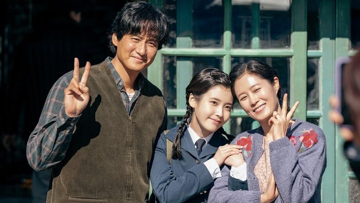 img-title 5 Drakor Bertema Keluarga dengan Kisah Penuh Haru, Ada yang Bisa Nonton di Netflix!