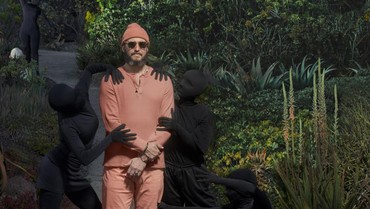 Lirik Lagu Beach Baby - Bon Iver