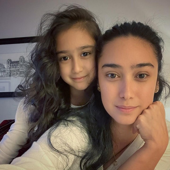 <p>"Sungguh-sungguh kembar," kata seorang netizen dengan menyisipkan emotikon hati. "MasyaAllah. Pinang dibelah dua. Sangat menawan," tutur netizen lainnya. (Foto: Instagram: @got_alex)</p>