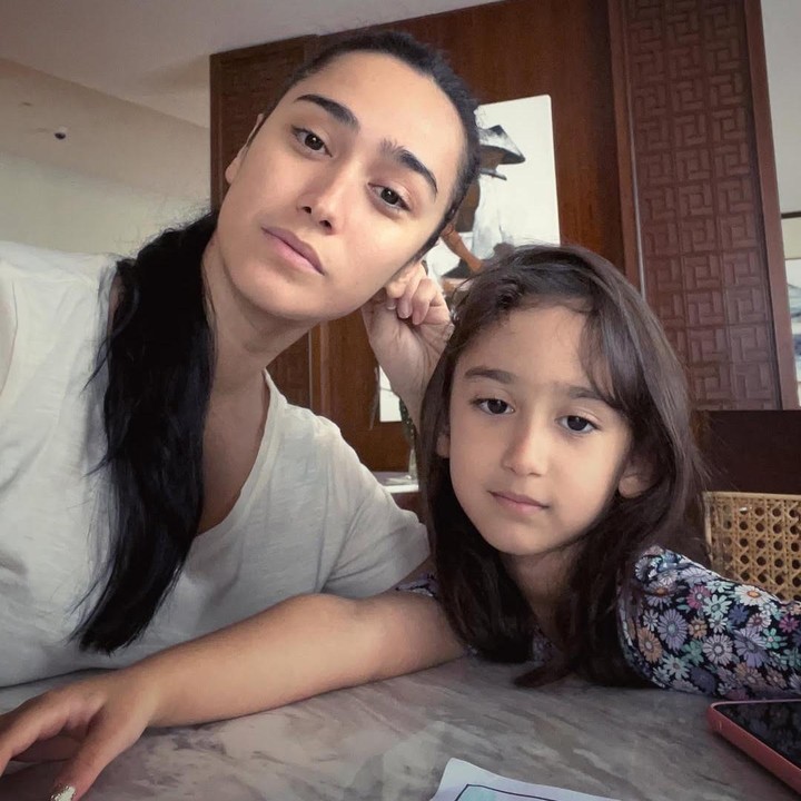 <p>Artis Alexandra Gottardo memiliki serorang putri dari pernikahannya dengan Arief Utama Waworuntu. Putri semata wayangnya ini bernama Carleteana Eleanore Waworuntu, Bunda. Saat ini, Carleteana berusia sembilan tahun. (Foto: Instagram: @got_alex)</p>