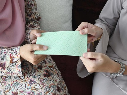 Hukum Menafkahi Mertua Menurut Islam