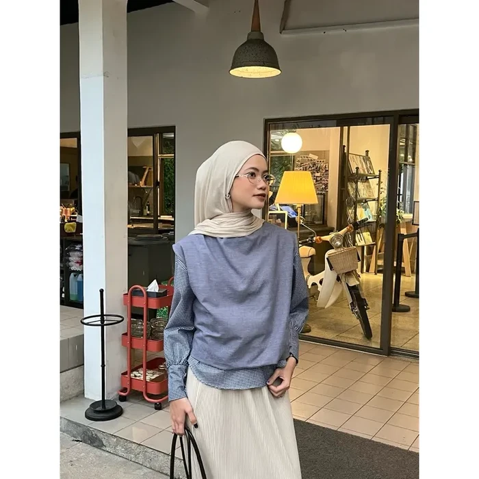 its.saudaree Jewel Balloon Top (Blue Grey)