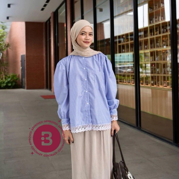 its.saudaree Sofia Stripe Lace Blouse