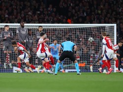 Gol Tendangan Bebas Declan Rice Bikin Madrid Kaget