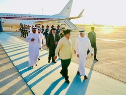 Tiba di Abu Dhabi, Prabowo Akan Bertemu Presiden MBZ