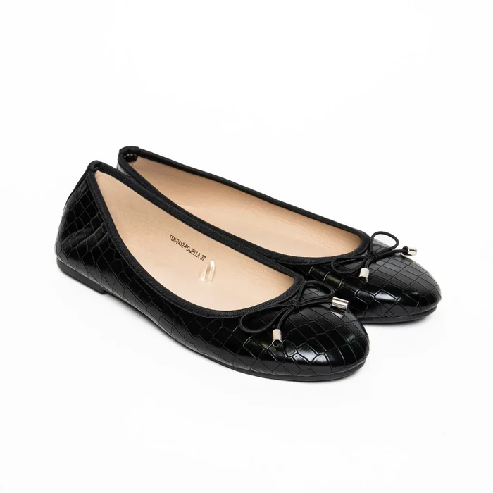 The Little Things She Needs