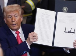 Donal Trump Digugat Pengusaha Amerika Imbas Kebijakan Tarif Impor