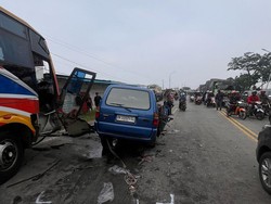 Kecelakaan Maut Bus Rajawali Indah Vs Panther di Gresik, 4 Orang Tewas!