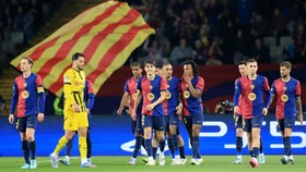 FOTO: Satu Kaki Barcelona Injak Semifinal Liga Champions