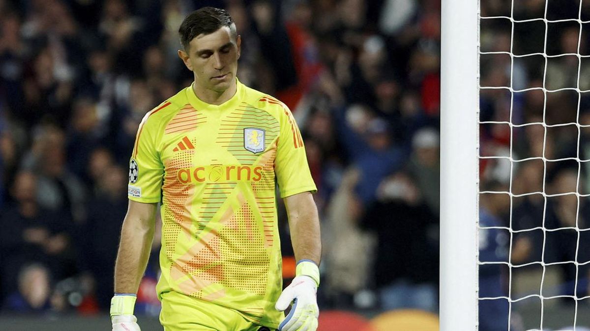 Hasil Liga Inggris: Emi Martinez Blunder, Liverpool Hajar Aston Villa