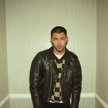 Lirik Lagu Sweet to Me - Nick Jonas