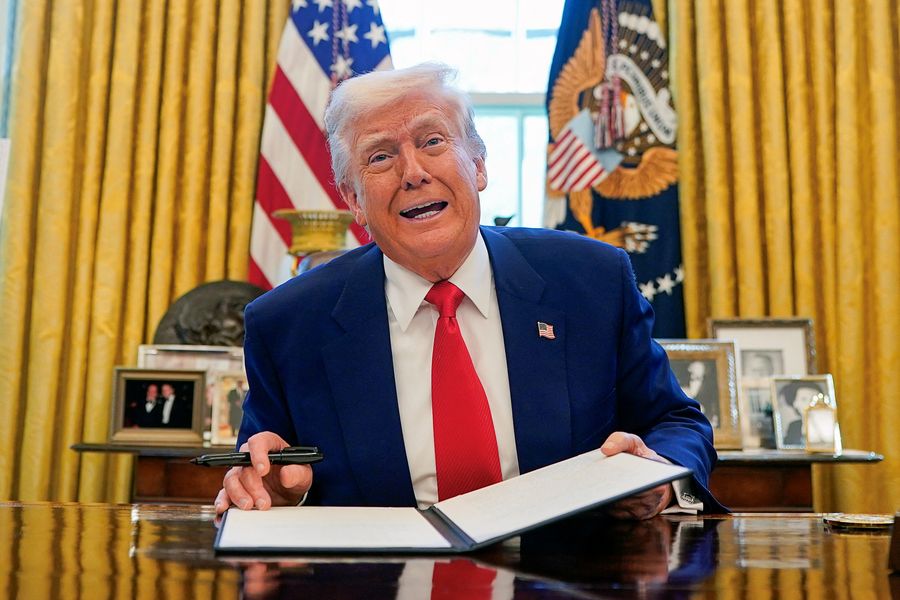 Trump Rupiah RI Negoisasi Tarif Trump, Wall Street Terbang: IHSG-Rupiah Bisa Pesta?