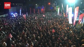 VIDEO: Pendukung Oposisi Protes Penangkapan Wali Kota Istanbul