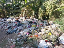Lonjakan Sampah di Cirebon Usai Momen Lebaran 2025