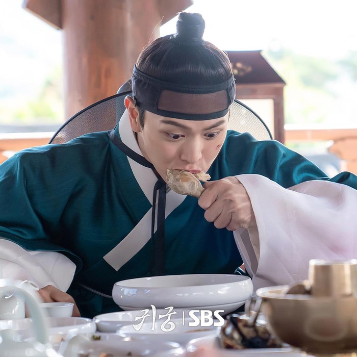 Yuk Sung Jae dalam The Haunted Palace / Foto: SBS