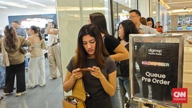 iPhone 16 Resmi Dijual di Indonesia, Toko Reseller Diserbu Pembeli