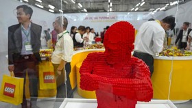 FOTO: Lego Buka Pabrik Baru Rp16,79 T di Vietnam