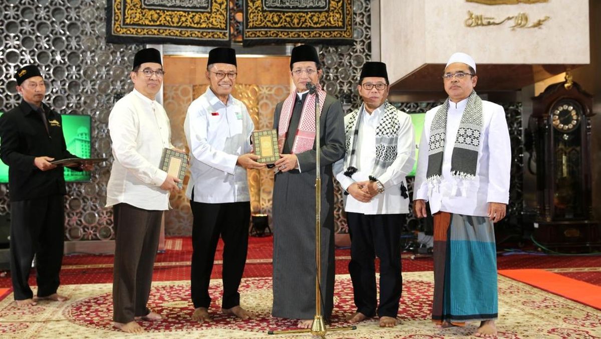 Kebaikan yang Abadi: Sinar Mas Wakafkan Lebih dari 30 Ribu Al-Qur'an