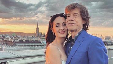Berusia 81 Tahun, Mick Jagger Resmi Tunangan dengan Melanie Hamrick