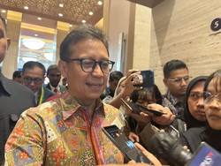 Menkes Ungkap Alasan Pemerintah Tertarik Uji Coba Vaksin TBC Bill Gates