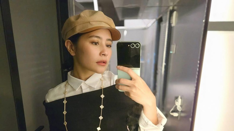 Prilly Latuconsina Cosplay Jadi Anne Hathaway Prilly Latuconsina Cosplay Jadi Anne Hathaway