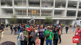 Harmoni The Jakmania dan Bonek di GBK Jelang Persija vs Persebaya
